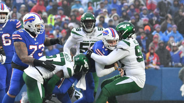 New York Jets DT Quinnen Williams sacks Buffalo Bills QB Josh Allen
